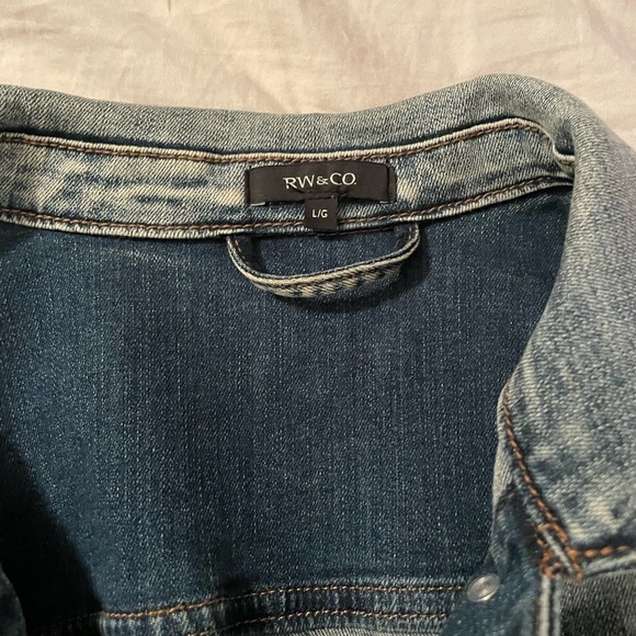 RW and co Large women's jean jacket - Picture 2 of 2